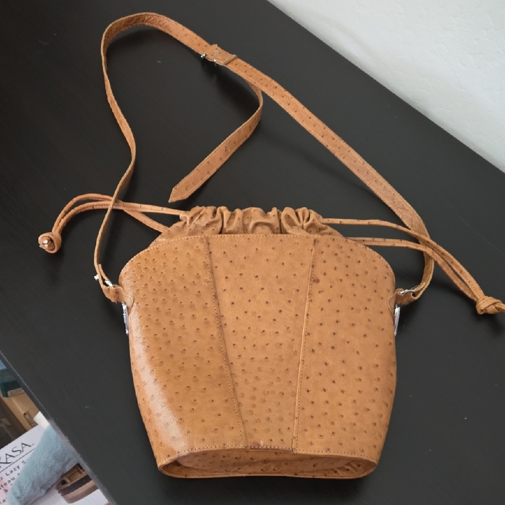 Ann Turk Ostrich Elegant Tan Leather Women's Bucket Bag 1980s